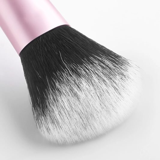 Makeup Brush Set – Effortless Elegance in Every Stroke